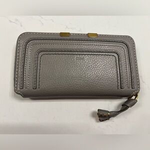 Chloe Grey Marcie long wallet. EXCELLENT condition. Barely used.